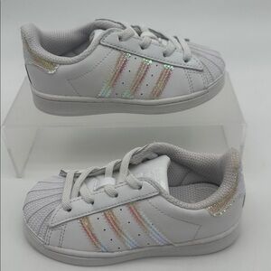 Adidas Superstar Shell Toe White Leather Sneakers Shiny Gold Stripe Kids Sized 8